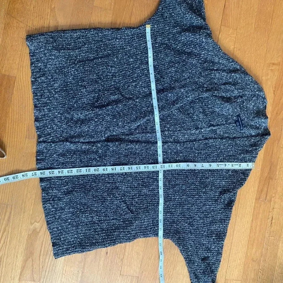 American Eagle Cardigan - Picture 12 of 12